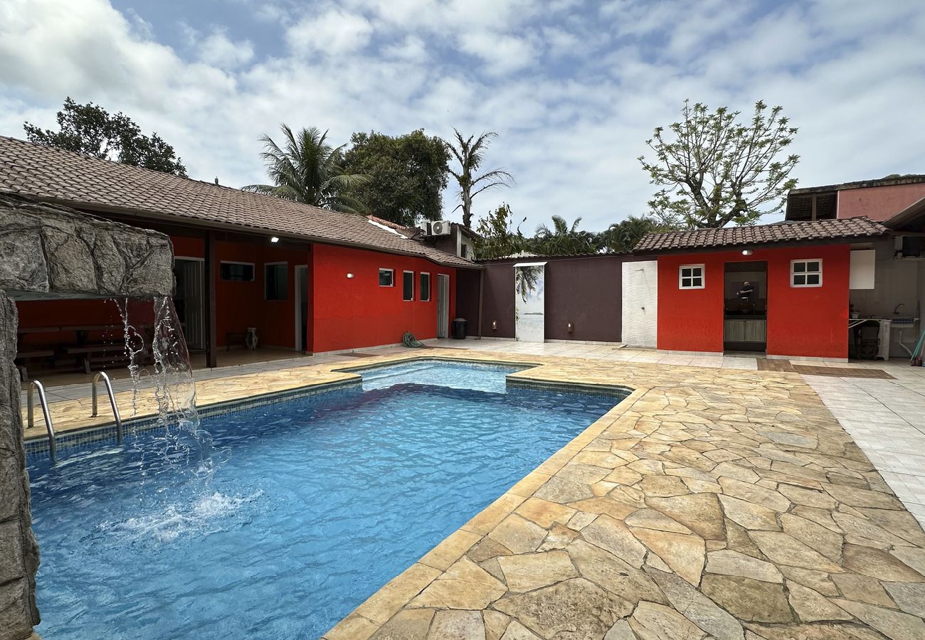 House in São Sebastião -  Casa c pisc e churrasq a 400m da Praia de Maresias