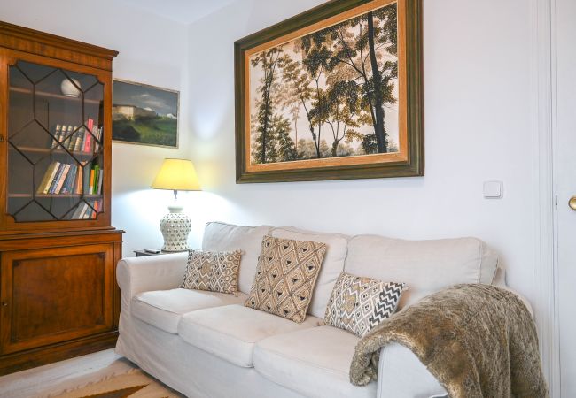  in Alcobendas - Ideal Home: Cozy Space in Alcobendas with Private Terrace