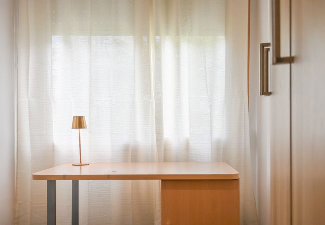 Apartment in Madrid -  Spacious Apartment with Balcony on Calle Santa Engracia, Chamberí Apartment in Madrid -  Spacious Apartment with Balcony on Calle Santa Engracia, Chamberí