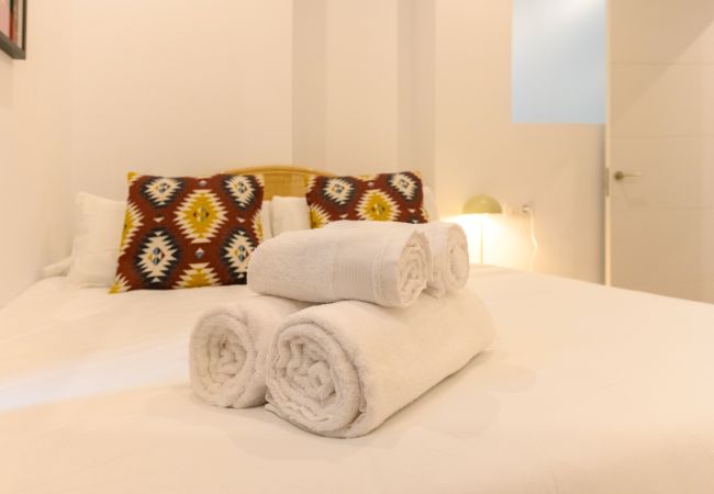 Apartment in Madrid - Elegance and Comfort in the Heart of Chamberí: Apartment with Unique Style Apartment in Madrid - Elegance and Comfort in the Heart of Chamberí: Apartment with Unique Style