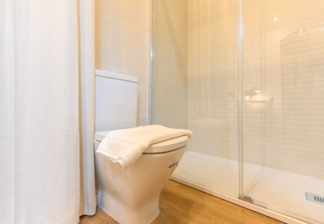 Apartment in Madrid - Elegance and Comfort in the Heart of Chamberí: Apartment with Unique Style Apartment in Madrid - Elegance and Comfort in the Heart of Chamberí: Apartment with Unique Style