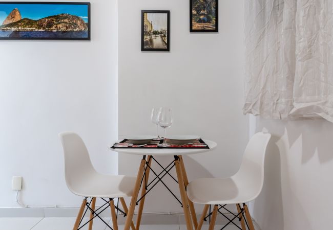 Studio in Rio de Janeiro - Studio in Copacabana 5 minutes from the beach | NSC309 Studio in Rio de Janeiro - Studio in Copacabana 5 minutes from the beach | NSC309