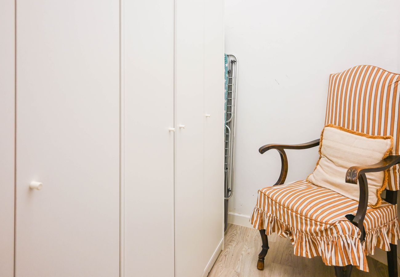 Apartment in Madrid - Modern and Elegant apartment in Argüelles with 2 Suites and Dressing Room – Ideal for Families Apartment in Madrid - Modern and Elegant apartment in Argüelles with 2 Suites and Dressing Room – Ideal for Families