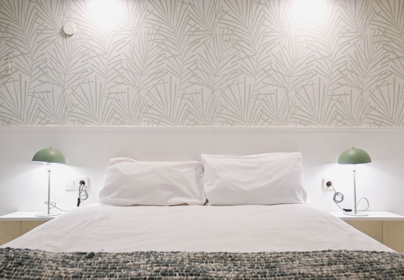 Apartment in Madrid - Modern and Elegant apartment in Argüelles with 2 Suites and Dressing Room – Ideal for Families Apartment in Madrid - Modern and Elegant apartment in Argüelles with 2 Suites and Dressing Room – Ideal for Families