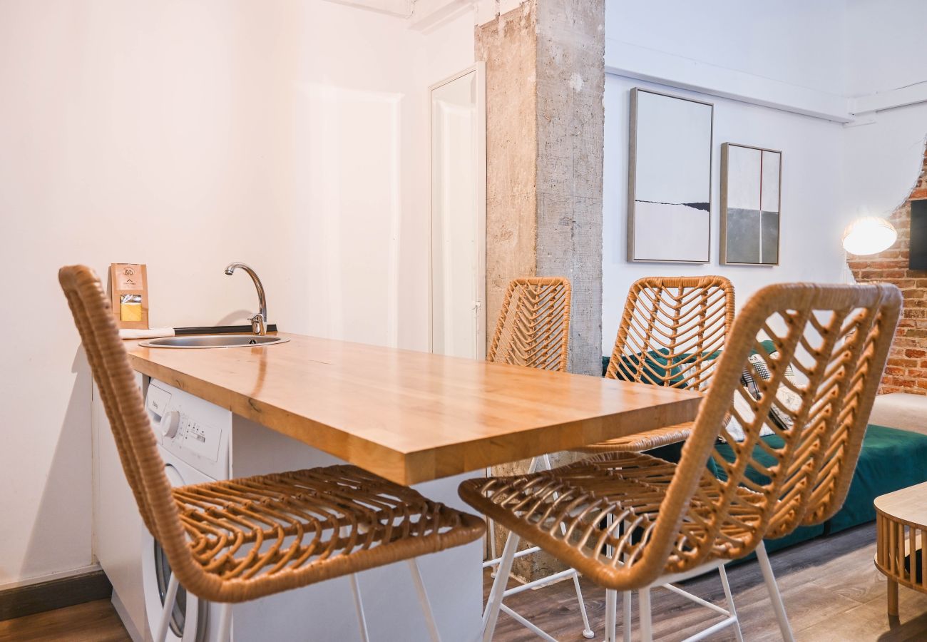 Apartment in Madrid - Modern and Elegant apartment in Argüelles with 2 Suites and Dressing Room – Ideal for Families Apartment in Madrid - Modern and Elegant apartment in Argüelles with 2 Suites and Dressing Room – Ideal for Families