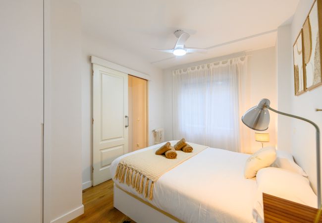 Apartment in Madrid - Bright Apartment with Balcony in the Heart of Moncloa Apartment in Madrid - Bright Apartment with Balcony in the Heart of Moncloa