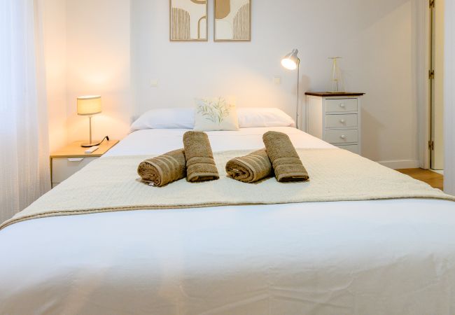 Apartment in Madrid - Bright Apartment with Balcony in the Heart of Moncloa Apartment in Madrid - Bright Apartment with Balcony in the Heart of Moncloa