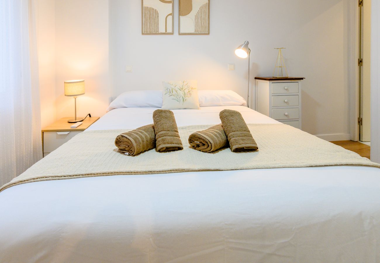 Apartment in Madrid - Bright Apartment with Balcony in the Heart of Moncloa Apartment in Madrid - Bright Apartment with Balcony in the Heart of Moncloa