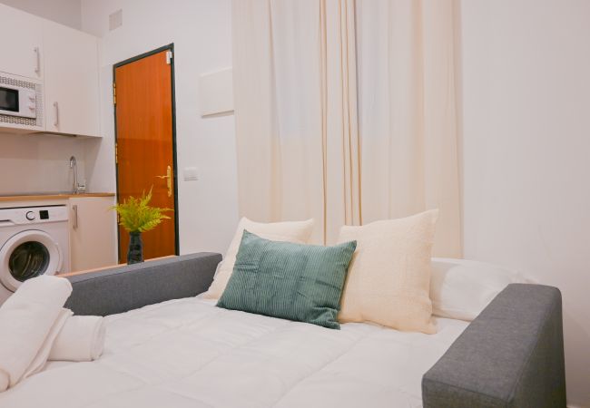 Apartment in Madrid - Modern and Cozy Apartment in Vallecas: Your Refuge in Madrid Apartment in Madrid - Modern and Cozy Apartment in Vallecas: Your Refuge in Madrid