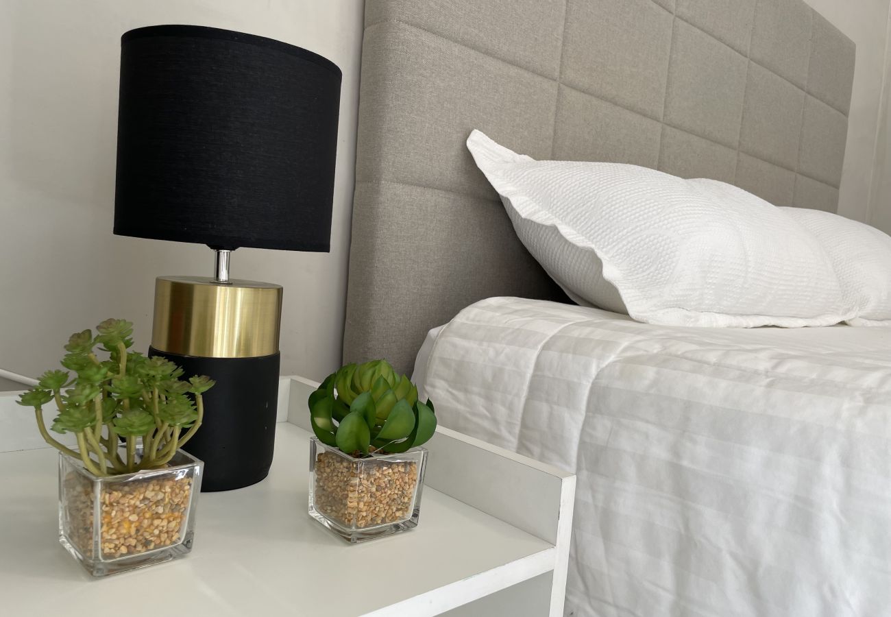 Studio in São Paulo - Swimming pool, gym 100 meters from Mackenzie Studio in São Paulo - Swimming pool, gym 100 meters from Mackenzie