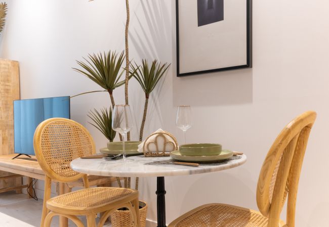 Apartment in Madrid - Elegant and Charming Charming Apartment in Salamanca	 Apartment in Madrid - Elegant and Charming Charming Apartment in Salamanca
