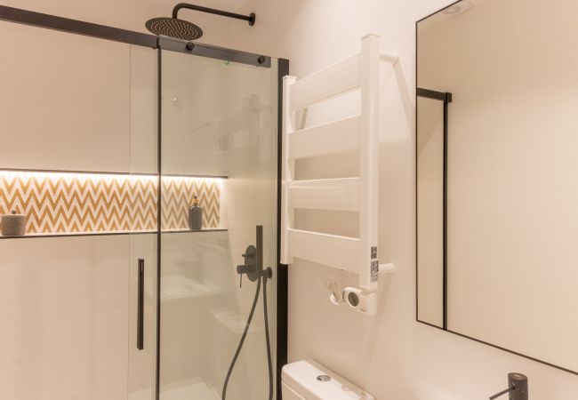 Apartment in Madrid - Elegant and Charming Charming Apartment in Salamanca	 Apartment in Madrid - Elegant and Charming Charming Apartment in Salamanca