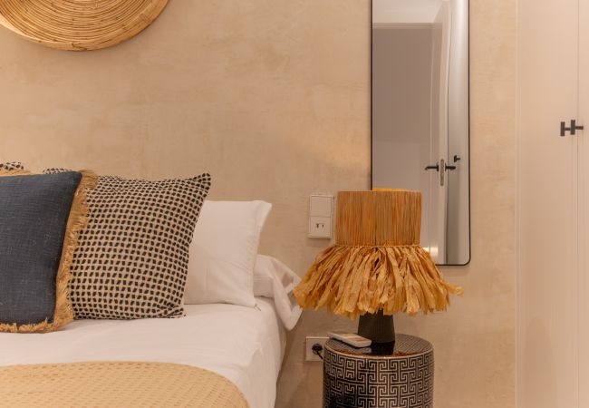 Apartment in Madrid - Elegant and Charming Charming Apartment in Salamanca	 Apartment in Madrid - Elegant and Charming Charming Apartment in Salamanca