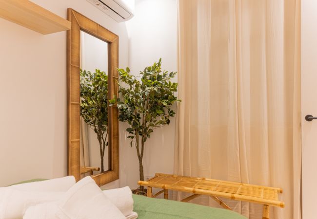 Apartment in Madrid - Elegant and Charming Charming Apartment in Salamanca	 Apartment in Madrid - Elegant and Charming Charming Apartment in Salamanca