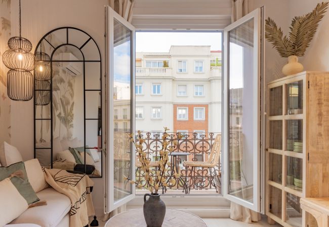 Apartment in Madrid - Elegant and Charming Charming Apartment in Salamanca	 Apartment in Madrid - Elegant and Charming Charming Apartment in Salamanca