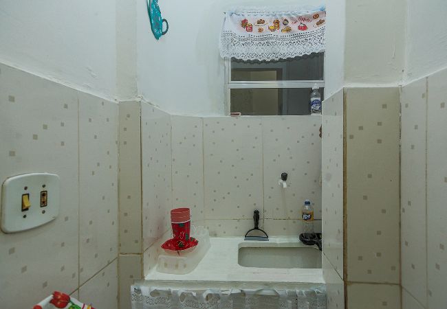 Apartment in Rio de Janeiro - Kitnet próx do Aeroporto e do centro, com Wi-Fi Apartment in Rio de Janeiro - Kitnet próx do Aeroporto e do centro, com Wi-Fi