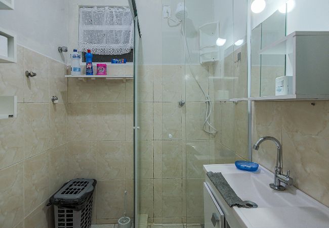 Apartment in Rio de Janeiro - Kitnet próx do Aeroporto e do centro, com Wi-Fi Apartment in Rio de Janeiro - Kitnet próx do Aeroporto e do centro, com Wi-Fi