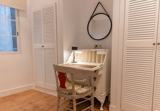 Apartment in Madrid - Elegant and bright apartment in the heart of Chamberí: With balconies and spacious areas Apartment in Madrid - Elegant and bright apartment in the heart of Chamberí: With balconies and spacious areas