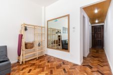 Studio in Rio de Janeiro - 5 minutes from Copacabana Beach | PI502