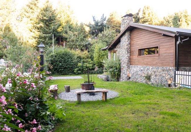  in San Carlos de Bariloche - Beautiful house 300 metres from the Nahuel Huapi lake