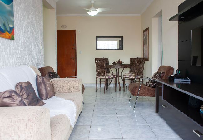 in Praia Grande - Ótimo apto c excelente localização a 100m da praia