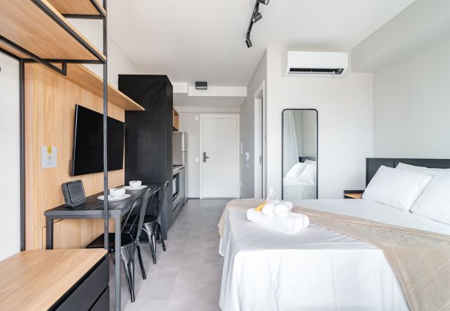 Studio in São Paulo - Refuge in São Paulo with swimming pool | SP-P2003B Studio in São Paulo - Refuge in São Paulo with swimming pool | SP-P2003B