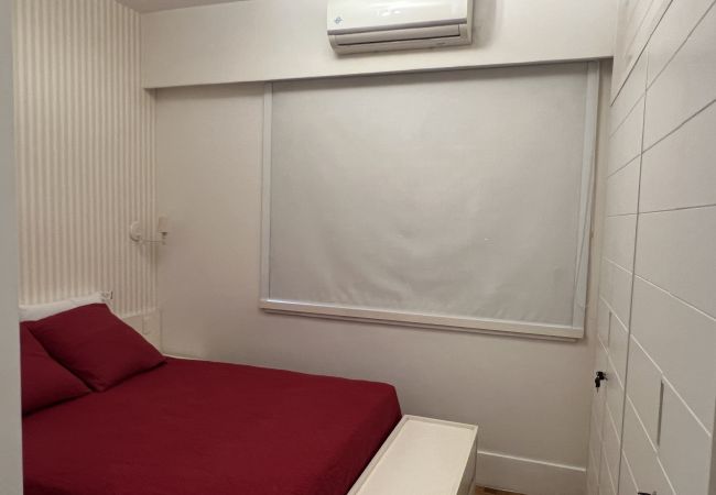 Apartment in Rio de Janeiro - Jul602|Qto sala em Copa, 2 minutos a pé da praia Apartment in Rio de Janeiro - Jul602|Qto sala em Copa, 2 minutos a pé da praia