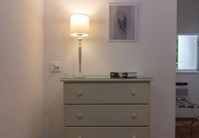 Apartment in Rio de Janeiro - Comfort in Copacabana, 9 minutes from the beach | CJ202  Apartment in Rio de Janeiro - Comfort in Copacabana, 9 minutes from the beach | CJ202