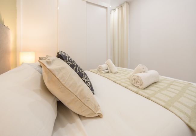 Apartment in Madrid - Comfort and urban style: your perfect apartment with 3 bedrooms  Apartment in Madrid - Comfort and urban style: your perfect apartment with 3 bedrooms