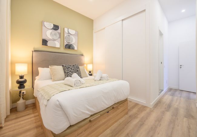 Apartment in Madrid - Comfort and urban style: your perfect apartment with 3 bedrooms  Apartment in Madrid - Comfort and urban style: your perfect apartment with 3 bedrooms