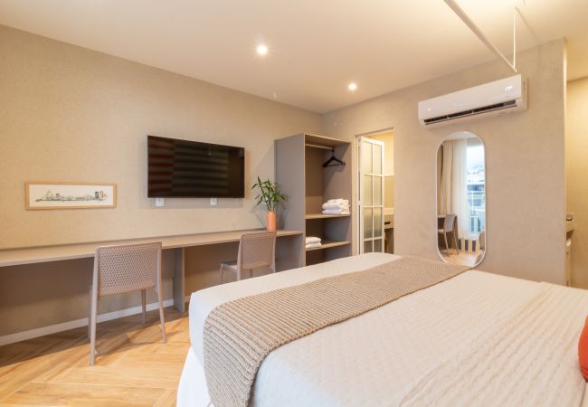 Apartment in Rio de Janeiro - Sea View and Balcony with Bathtub | Q12 Apartment in Rio de Janeiro - Sea View and Balcony with Bathtub | Q12