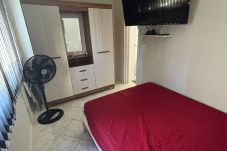 Apartment in Vila Velha - Apartamento com Wi-Fi a 190 m da Praia da Costa
