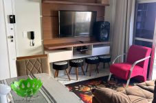 Apartment in Vila Velha - Apartamento com Wi-Fi a 190 m da Praia da Costa