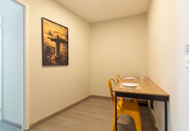 Studio in Rio de Janeiro - Comfort in the Heart of Rio | RB1701 Studio in Rio de Janeiro - Comfort in the Heart of Rio | RB1701