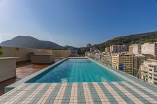 Apartment in Rio de Janeiro - Sea View and Balcony with Bathtub | Q11