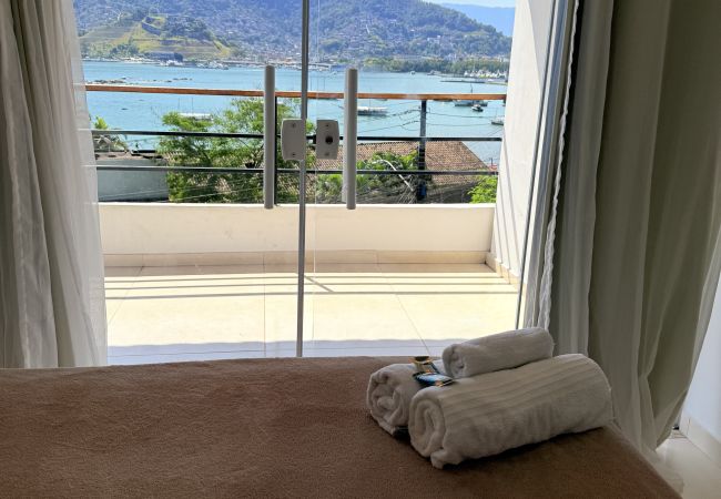 Apartment in Angra dos Reis - Flat com vista para o Mar no Marinas III Apartment in Angra dos Reis - Flat com vista para o Mar no Marinas III