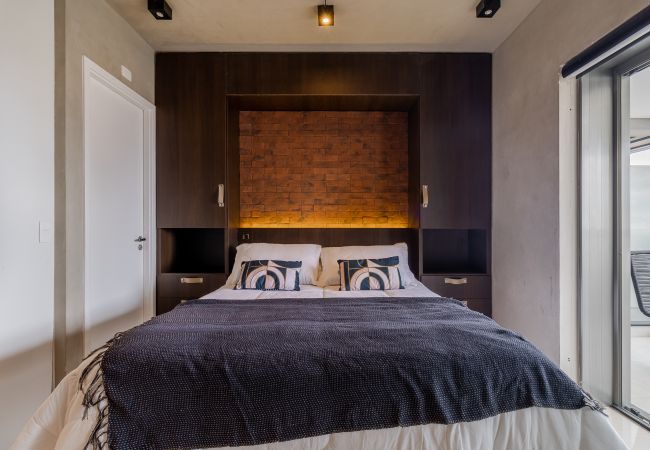 Studio in São Paulo - 4 guests, swimming pool, garage and sauna Studio in São Paulo - 4 guests, swimming pool, garage and sauna