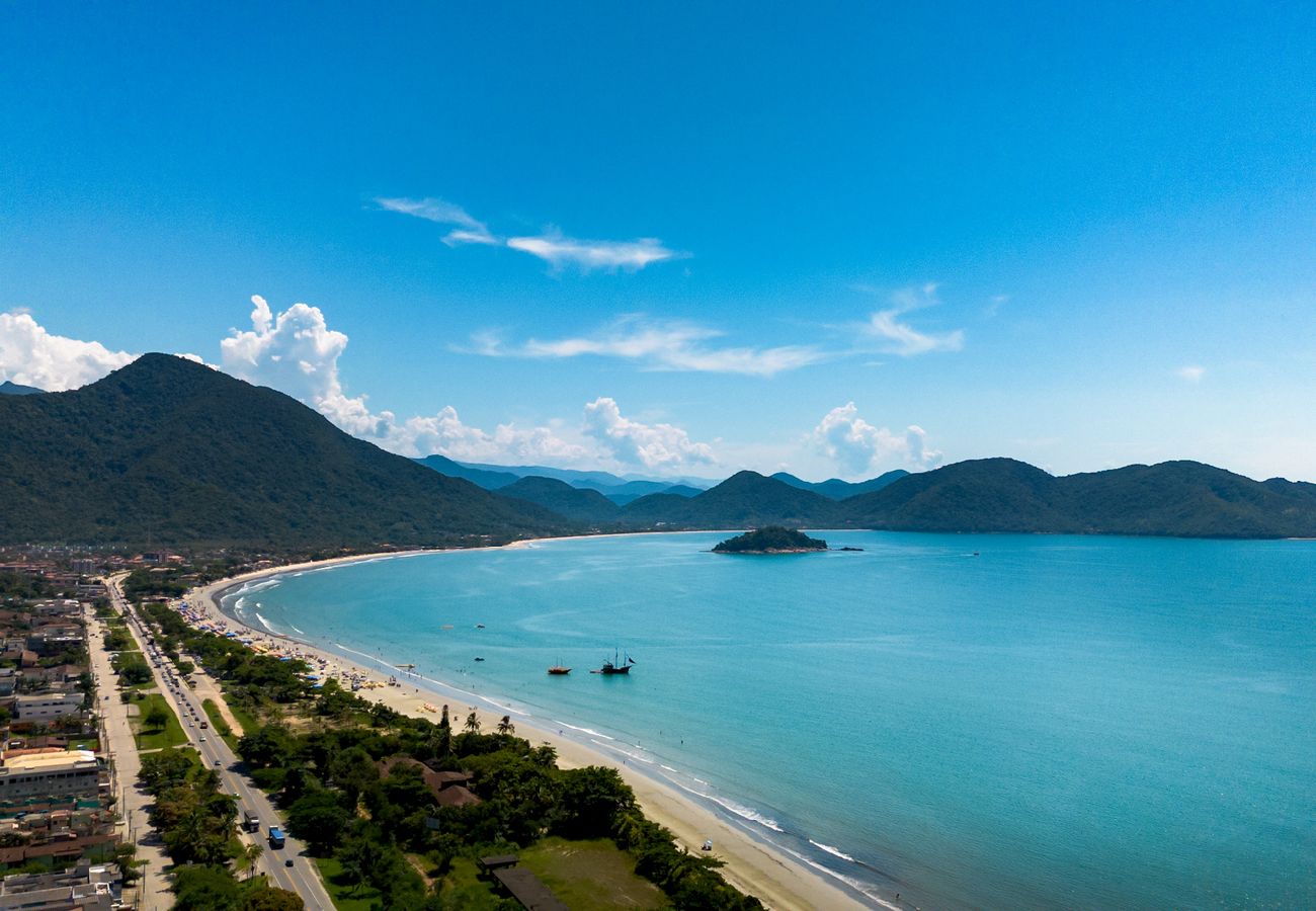 Apartment in Ubatuba - Apto na Praia de Maranduba com varanda gourmet
