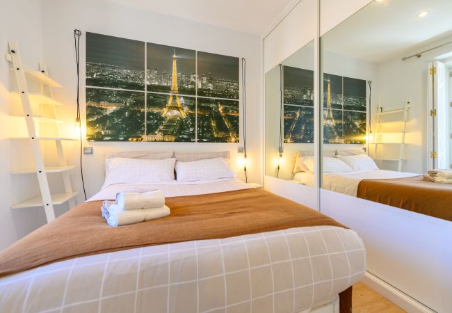 Apartment in Madrid - Charm and comfort in the heart of Madrid  Apartment in Madrid - Charm and comfort in the heart of Madrid