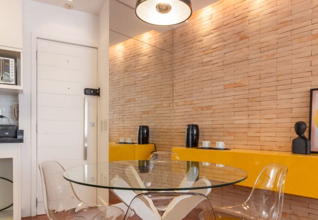 Apartment in Rio de Janeiro - Modern design between Ipanema and Copacabana | BC405 Apartment in Rio de Janeiro - Modern design between Ipanema and Copacabana | BC405