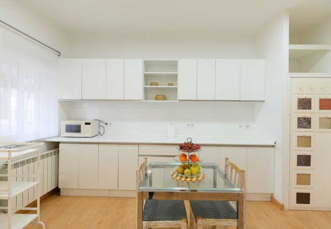 Apartment in Madrid - Charmartin 4 Towers: 2 bedrooms ideal for families and business travellers  Apartment in Madrid - Charmartin 4 Towers: 2 bedrooms ideal for families and business travellers