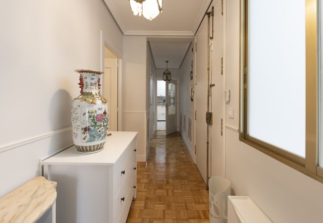 Apartment in Madrid - Cosy flat with balconies in the centre of Madrid, a few steps from the Plaza Mayor.  Apartment in Madrid - Cosy flat with balconies in the centre of Madrid, a few steps from the Plaza Mayor.
