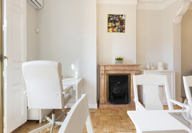 Apartment in Madrid - Cosy flat with balconies in the centre of Madrid, a few steps from the Plaza Mayor.  Apartment in Madrid - Cosy flat with balconies in the centre of Madrid, a few steps from the Plaza Mayor.