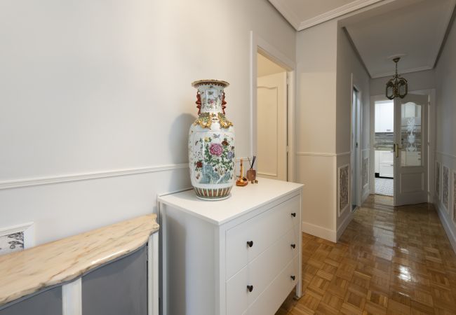 Apartment in Madrid - Cosy flat with balconies in the centre of Madrid, a few steps from the Plaza Mayor.  Apartment in Madrid - Cosy flat with balconies in the centre of Madrid, a few steps from the Plaza Mayor.
