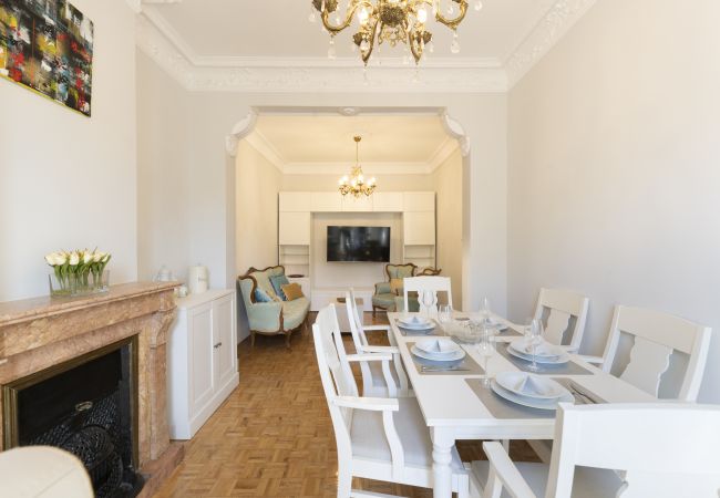 Apartment in Madrid - Cosy flat with balconies in the centre of Madrid, a few steps from the Plaza Mayor.  Apartment in Madrid - Cosy flat with balconies in the centre of Madrid, a few steps from the Plaza Mayor.