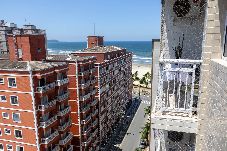 Apartment in Praia Grande -  Apto confortável a 100m do mar completo com lazer