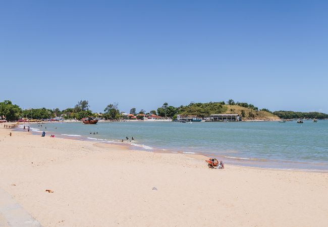  in Rio das Ostras - Cobertura a 150m do mar com churrasqueira e Wi-Fi