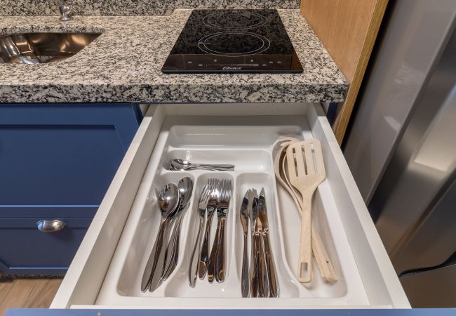 Studio in São Paulo - Pinheiros, complete next to the subway Studio in São Paulo - Pinheiros, complete next to the subway