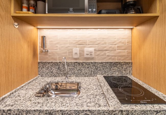 Studio in São Paulo - Pinheiros, complete next to the subway Studio in São Paulo - Pinheiros, complete next to the subway