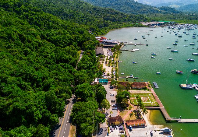 Villa in Paraty - Chalé com WiFi, próximo do centro e da praia